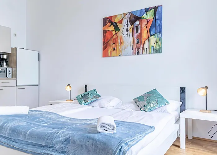 Peaceful And Stylish 2 Bedroom Cozy Atmosphere Apartamento